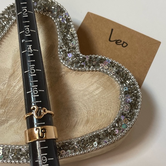 Bran New Leo ♌️ 2PCS Rings - Picture 4 of 8